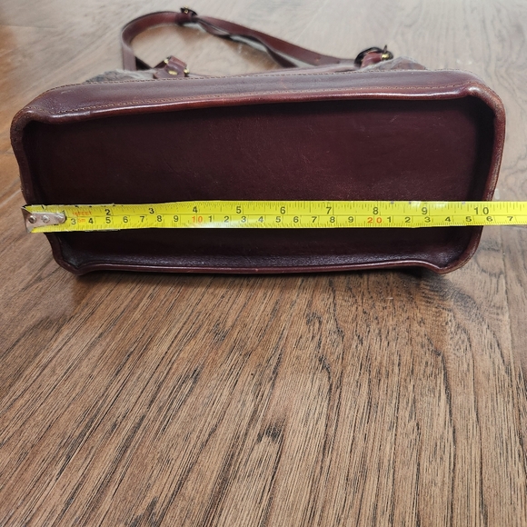 VTG BRAHMIN Brown Reptile Embossed Leather Purse - Picture 11 of 13